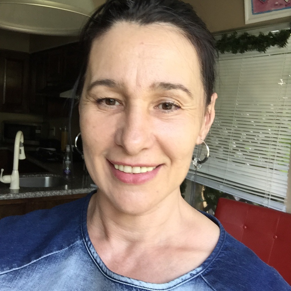 Meet your Posher, Florin